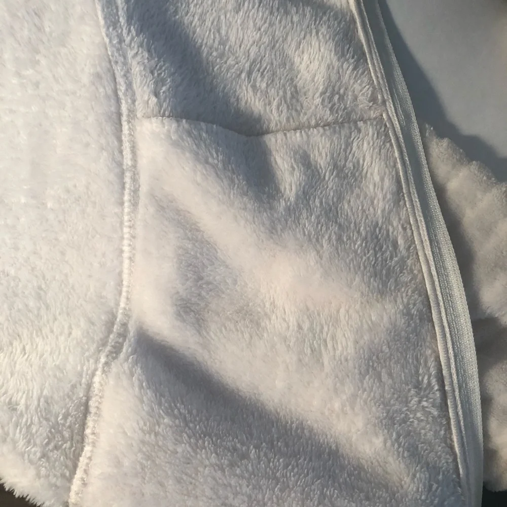 Jason Maxwell White jacket size large. Soft - Picture 8 of 8